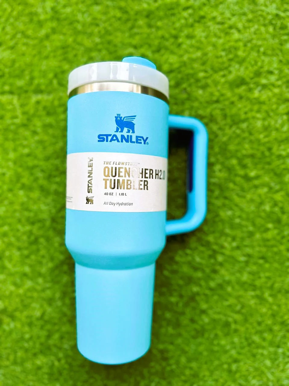 Stanley Quencher H2.0 FlowState™ Tumbler | 40oz Fog